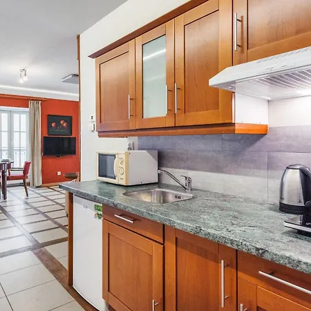 Daire Zachod Slonca, Sun & Snow *